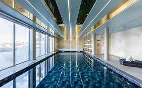 Brit Hotel Privilège Paris - Rosny 4*
